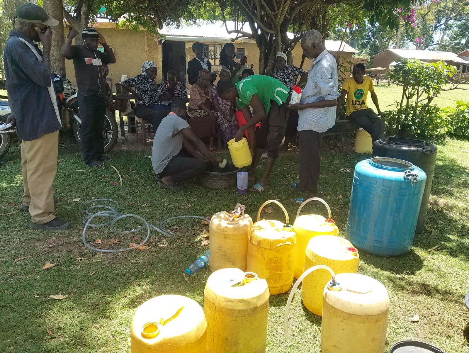 FNR farmers making organic fertilizer